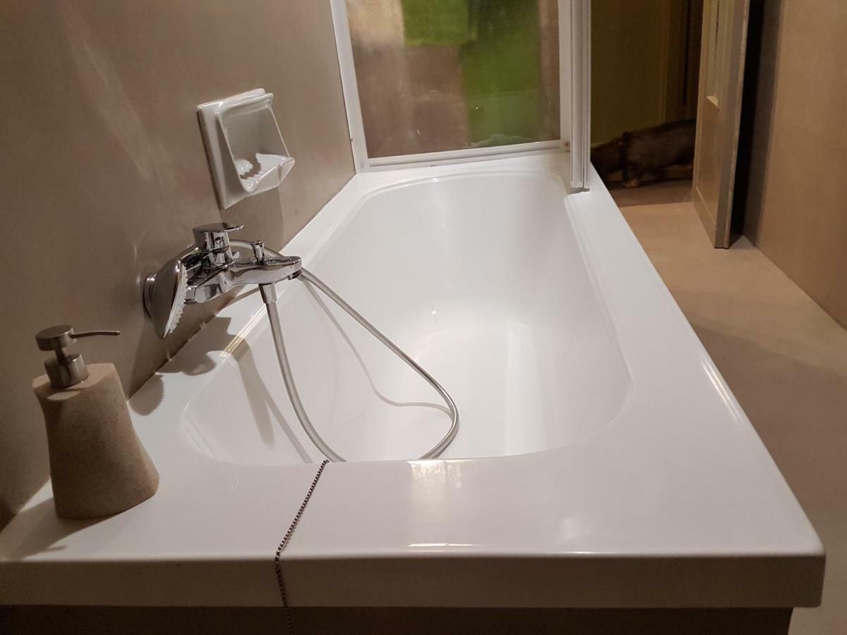 Saint George'S House Centro-Stazione-Ospedali Apartment Alessandria Ngoại thất bức ảnh
